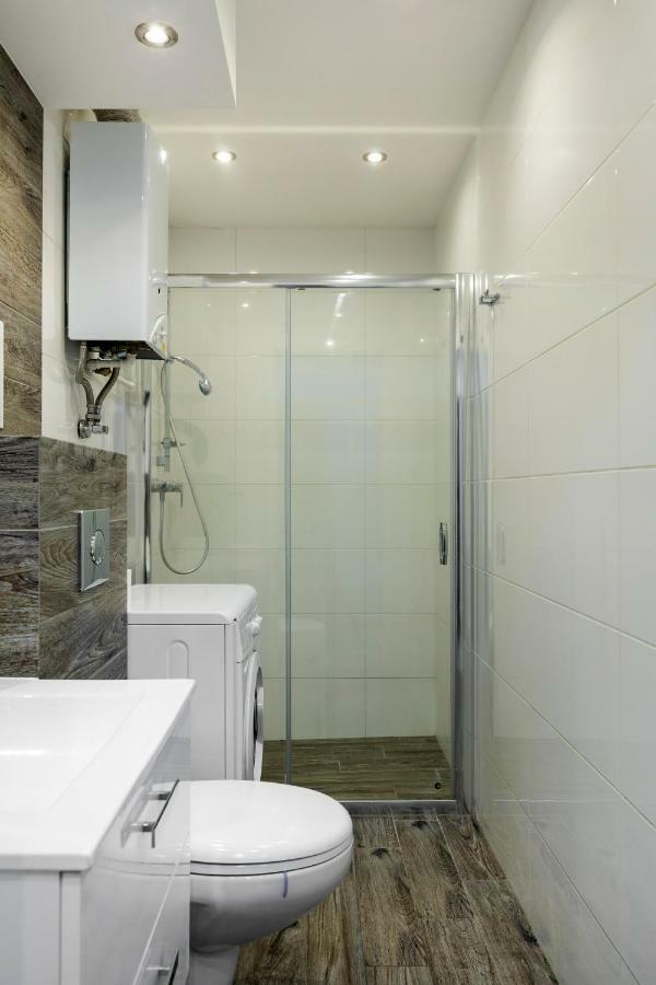 Chung cư 62 m² 2 phòng ngủ, 1 phòng tắm riêng ở Khu Ngoại Ô Cũ Gdansk Ngoại thất bức ảnh